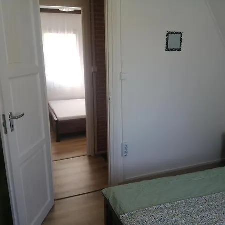 Nyaraló Ikerdió Faházikó